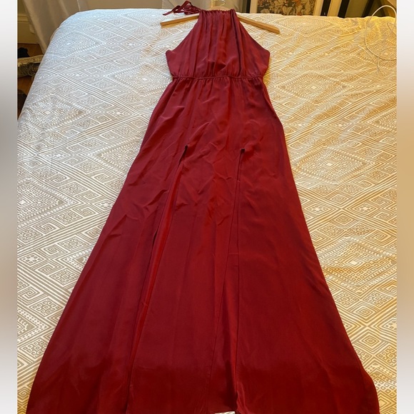 Stone Cold Fox backless Red Onyx Gown - Picture 5 of 8